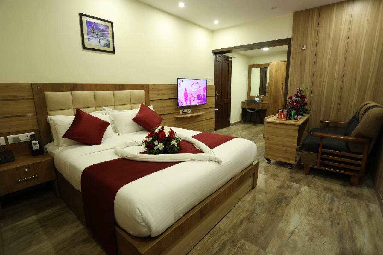 Balaji Regency Kanhangad Kannangad Dış mekan fotoğraf