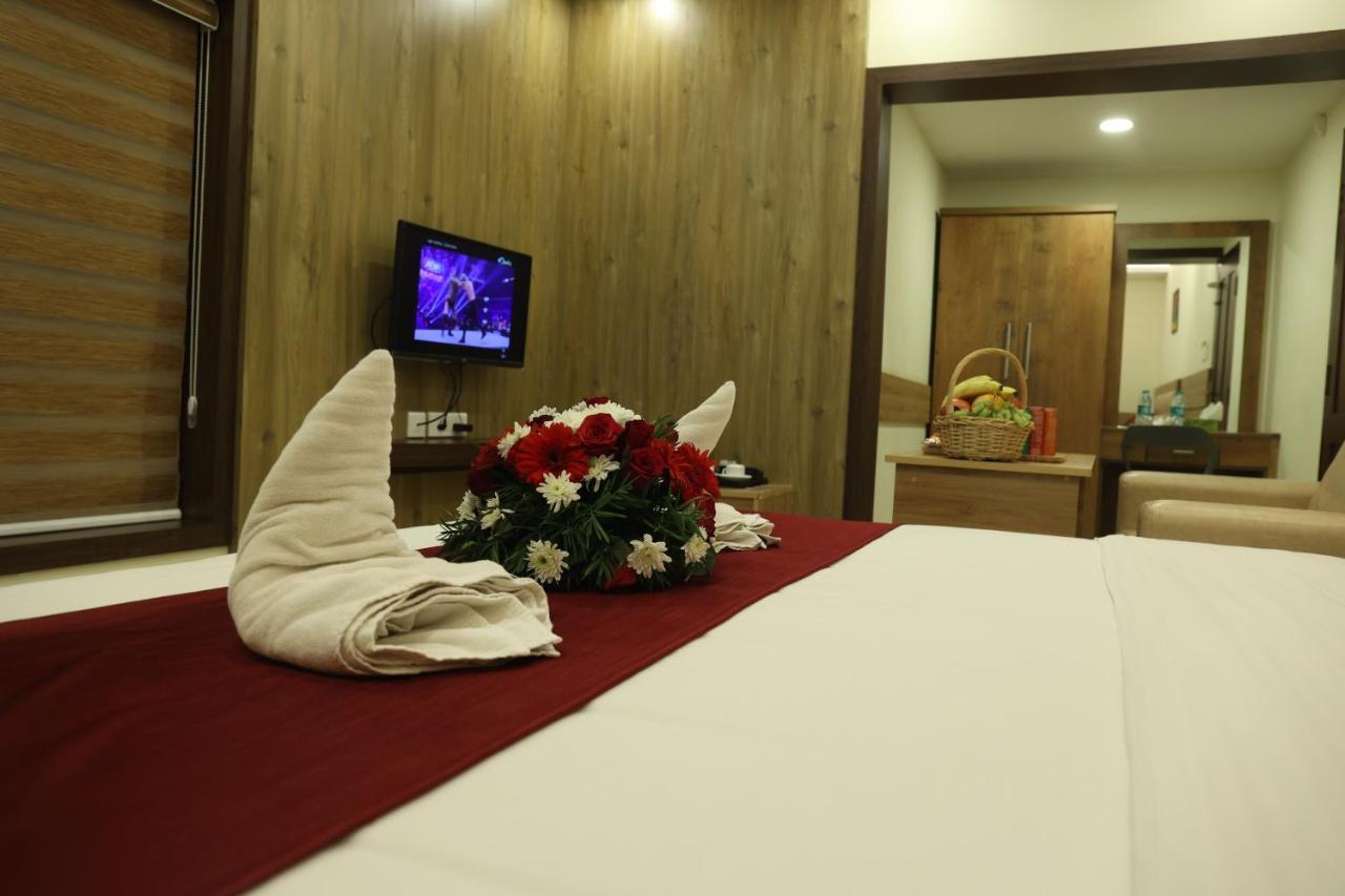 Balaji Regency Kanhangad Kannangad Dış mekan fotoğraf