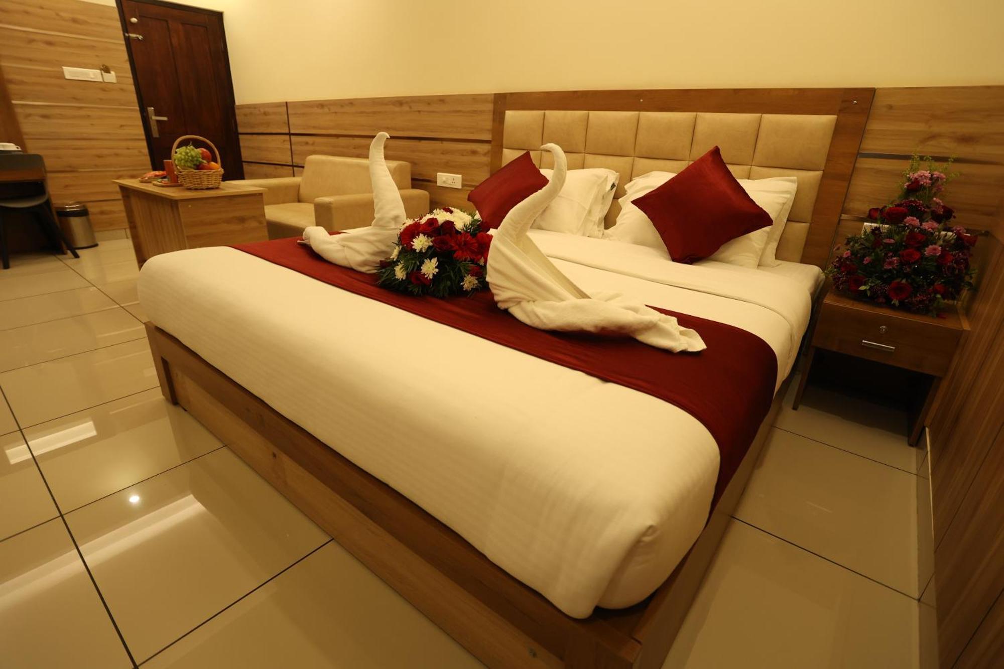 Balaji Regency Kanhangad Kannangad Dış mekan fotoğraf