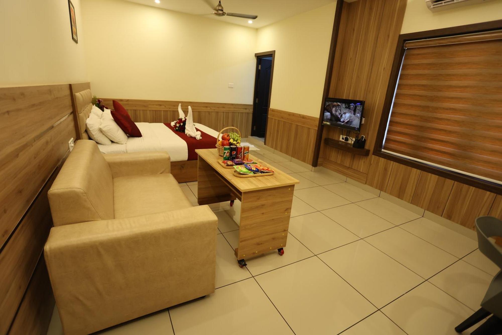 Balaji Regency Kanhangad Kannangad Dış mekan fotoğraf